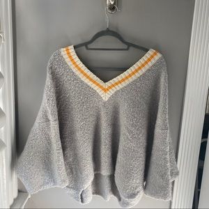 Cozy V neck sweater! Perfect for winter
